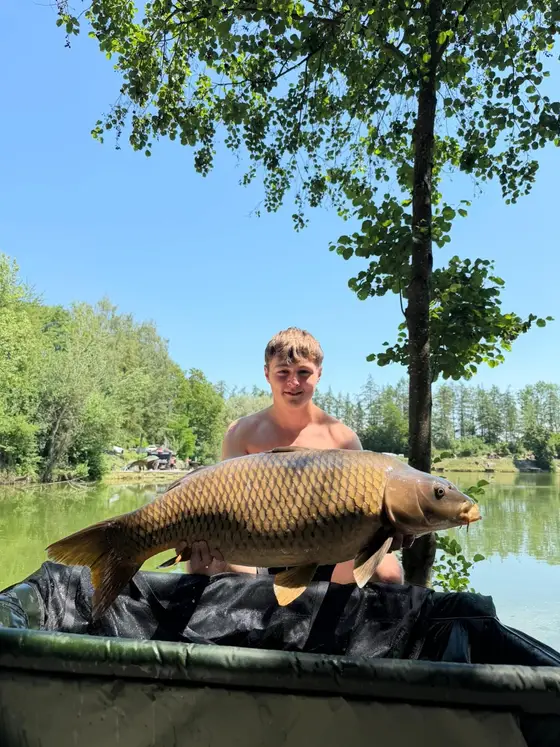 Fangfoto 60 von 150 vom Mongo-Teich